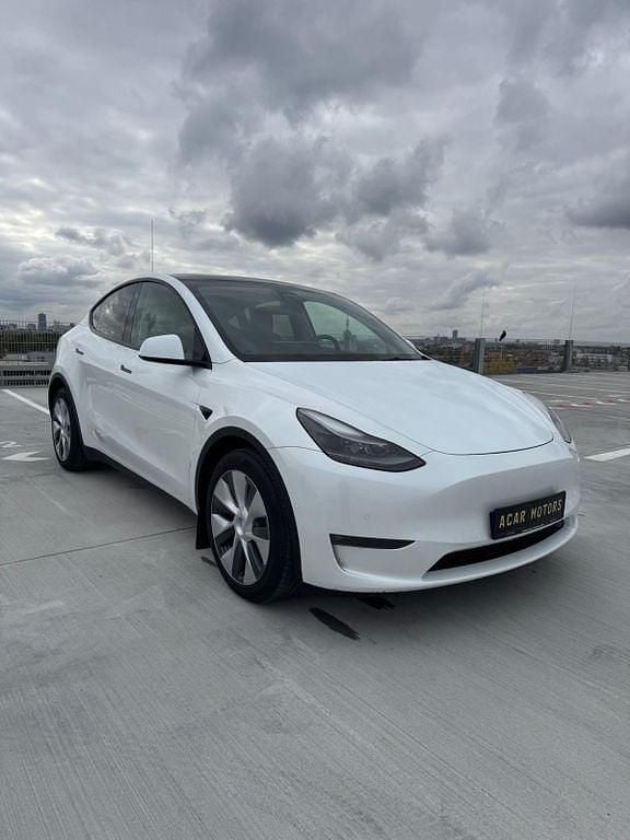 Weiß Gebraucht 2022 Tesla Model Y SUV | 29.900 € (Superpreis) - Bild 1/4