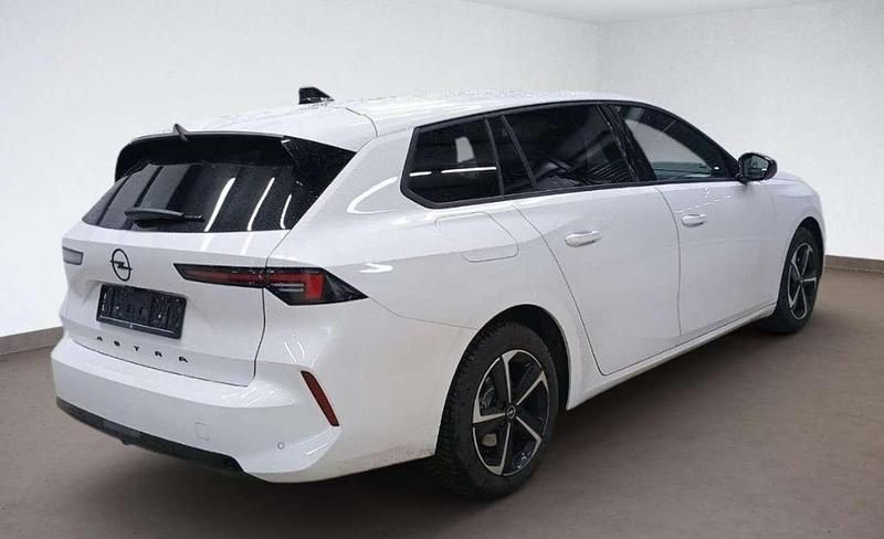 Gebraucht Opel Astra 131 PS (96 kW) 2024 Weiß Kombi