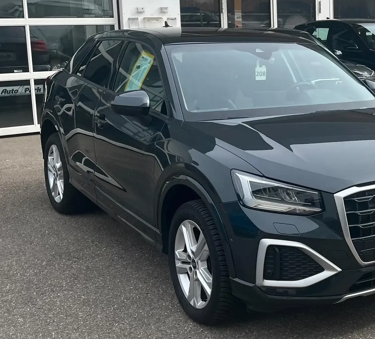 Gebraucht Audi Q2 Advanced 150 PS (110 kW) 2023 Grau SUV