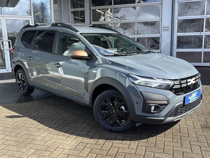 Gebraucht Dacia Jogger Extreme 110 PS (80 kW) 2024 Schiefergrau Van / Kleinbus