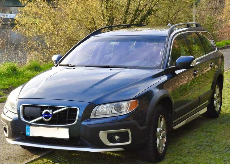 Gebraucht Volvo XC70 Summum 185 PS (136 kW) 2007 Blau Kombi