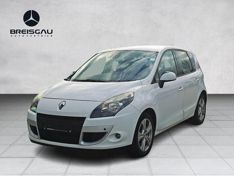 Weiß Gebraucht 2011 Renault Scénic III Dynamique Van / Kleinbus | 7.490 € (Etwas zu teuer) - Bild 1/4