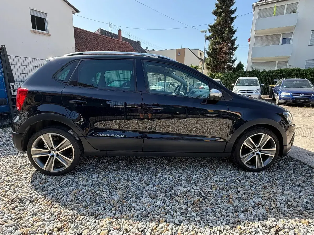 Gebraucht VW Polo Cross 86 PS (63 kW) 2011 Schwarz Kleinwagen
