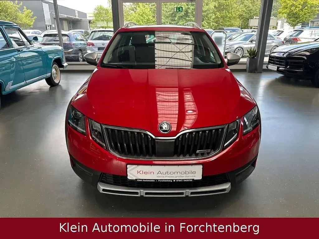 Gebraucht Skoda Octavia Scout Scout 4x4 184 PS (135 kW) 2018 Rot Kombi