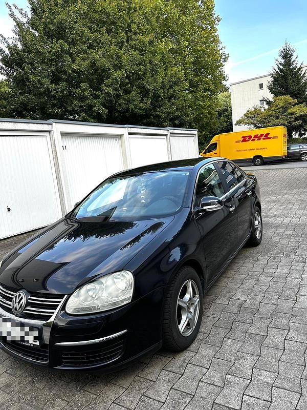 Schwarz Gebraucht 2006 VW Jetta Limousine | 3.000 € (Fairer Preis) - Bild 1/4