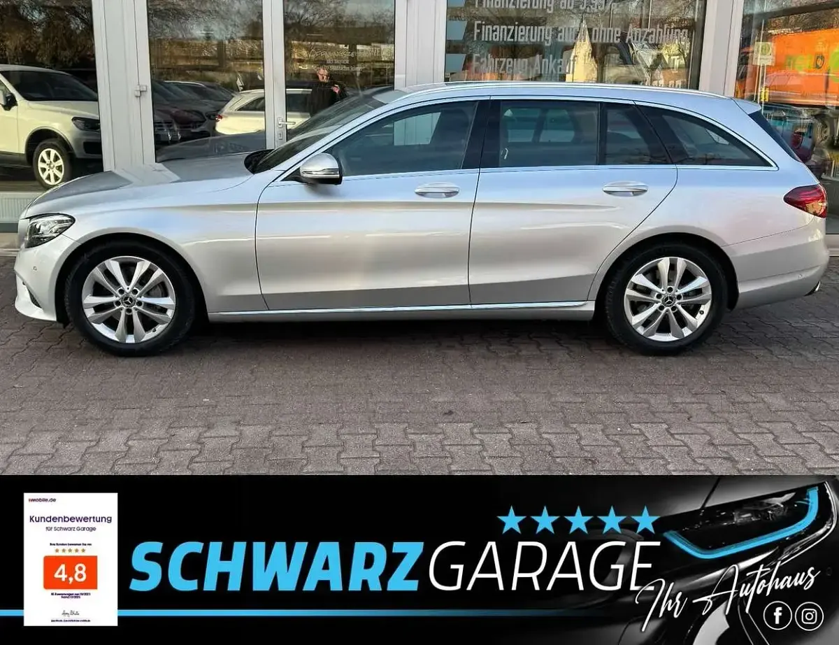 Gebraucht Mercedes C300 245 PS (180 kW) 2019 Silber Kombi