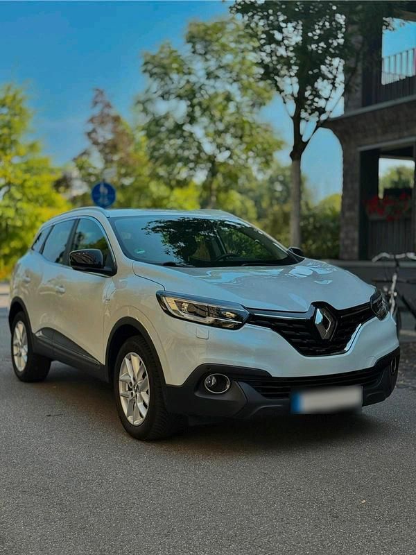 Gebraucht Renault Kadjar LIMITED 131 PS (96 kW) 2018 Weiß SUV