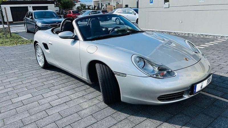 Silber Gebraucht 2001 Porsche Boxster S Cabrio | 23.986 € (Fairer Preis) - Bild 1/4