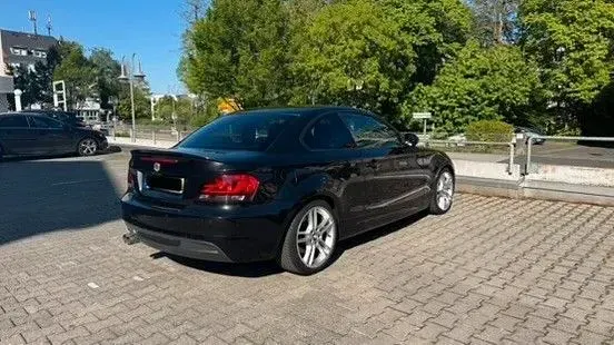 Gebraucht BMW 118 Coupé M Sport 143 PS (105 kW) 2010 Schwarz Coupé
