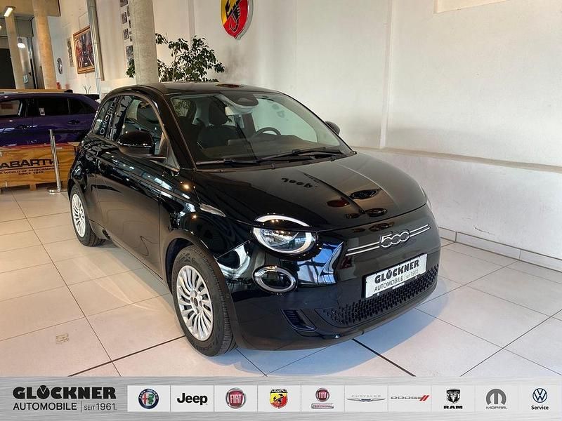 Gebraucht Fiat 500e 86 kW (118 PS) 2023 Schwarz Kleinwagen