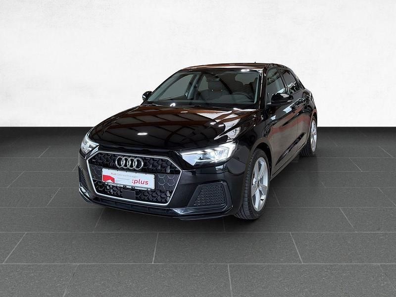 Second-hand Audi A1 Advanced Plus 116 CP (85 kW) 2025 Negru SUV