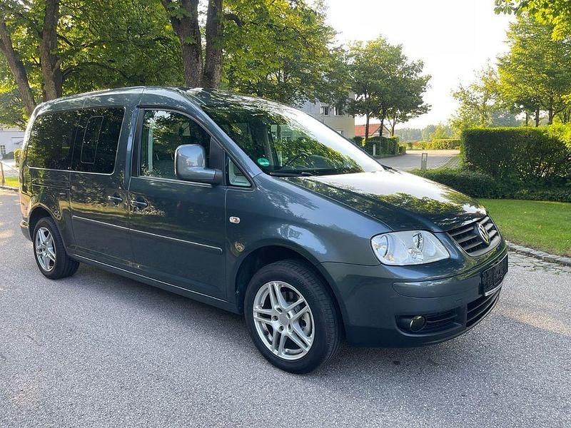 Grau Gebraucht 2009 VW Caddy Maxi Van / Kleinbus | 7.900 € (Guter Preis) - Bild 1/4