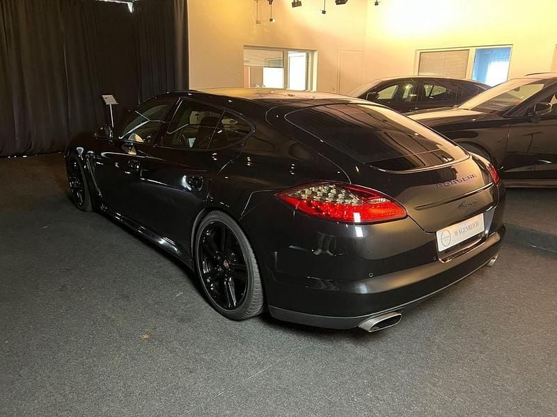 Gebraucht Porsche Panamera 4 299 PS (219 kW) 2011 Schwarz Limousine