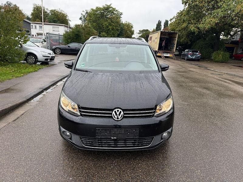 Gebraucht VW Touran Highline 105 PS (77 kW) 2010 Schwarz Van / Kleinbus