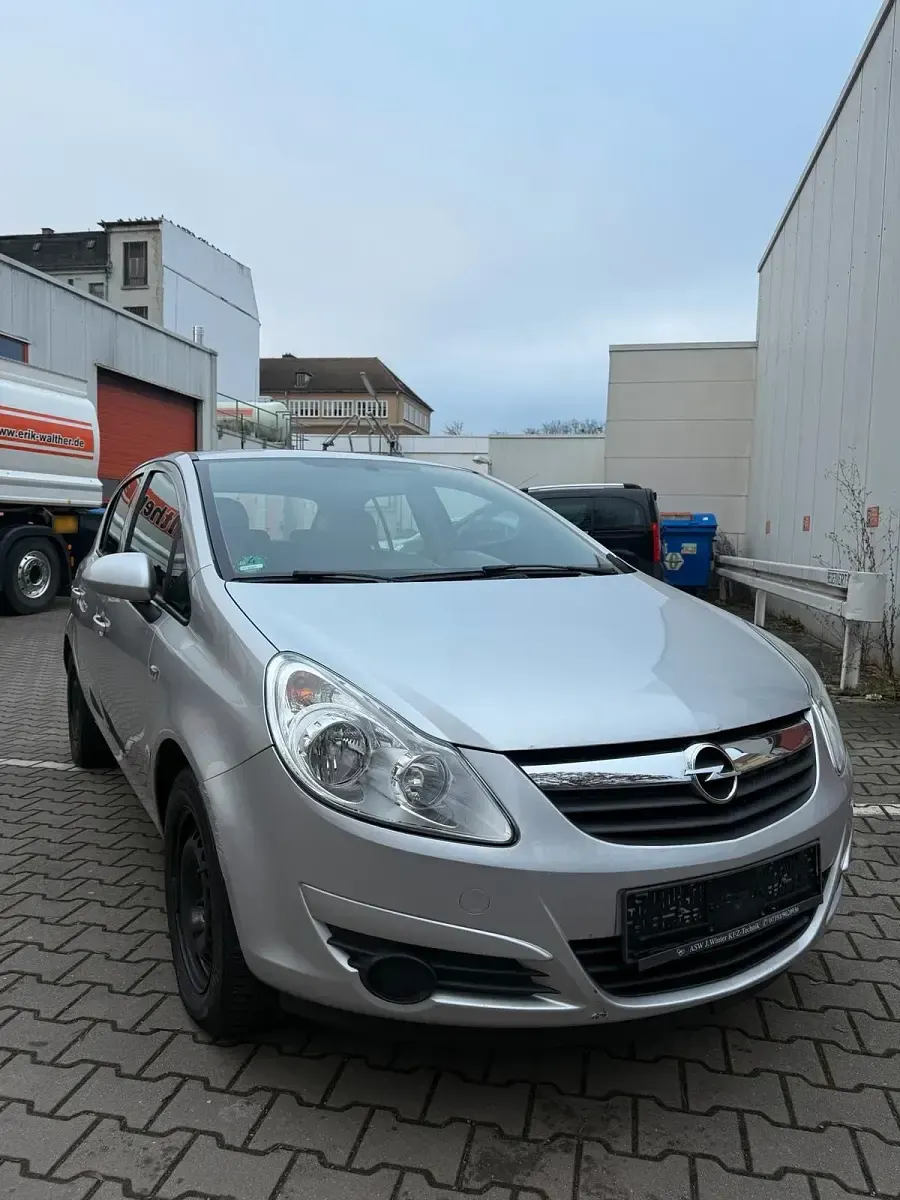 Occasion Opel Corsa Basis 74 ch (54 kW) 2009 Argent Citadine