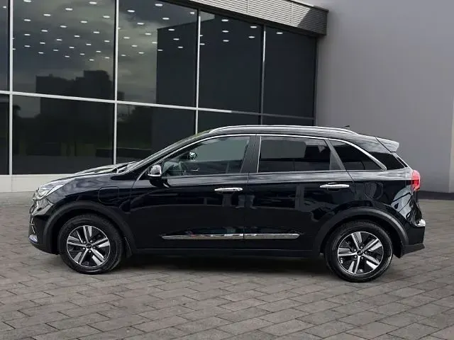 Gebraucht Kia Niro Spirit 141 PS (103 kW) 2022 Schwarz SUV