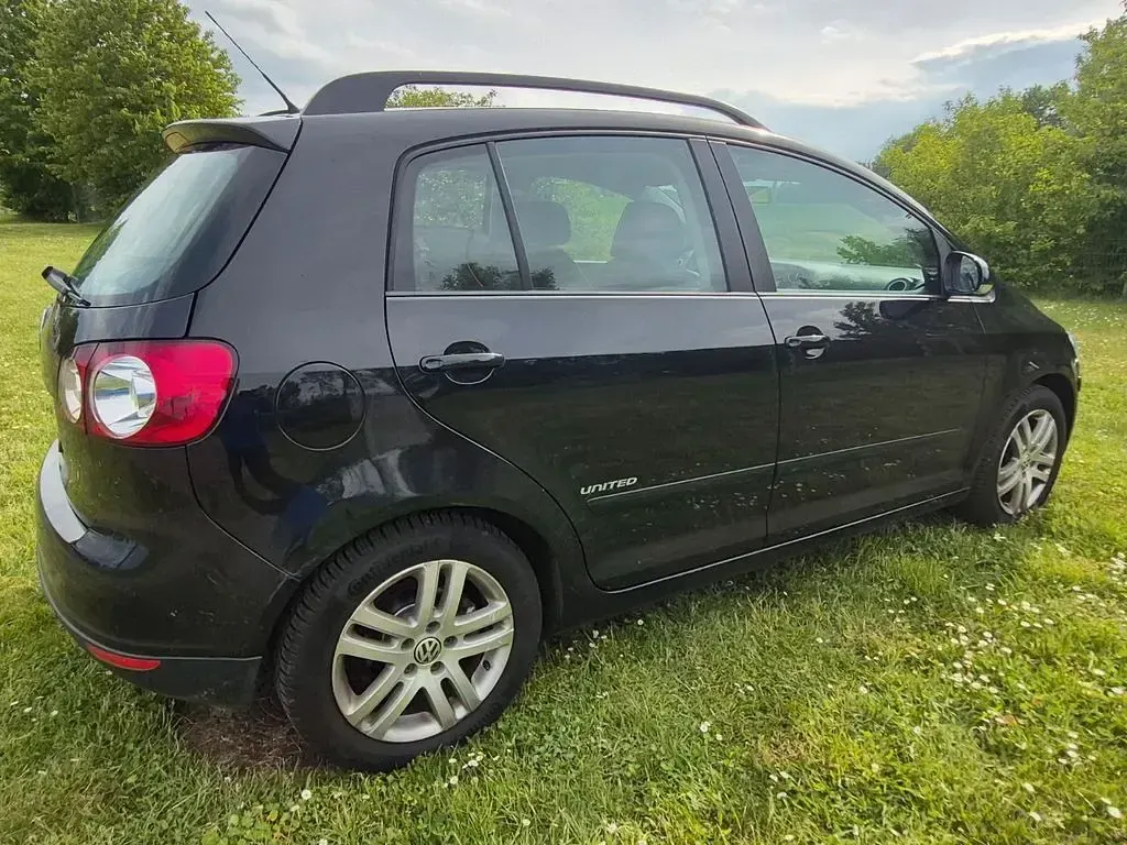 Gebraucht VW Golf Plus Cross United 105 PS (77 kW) 2008 Schwarz Van / Kleinbus