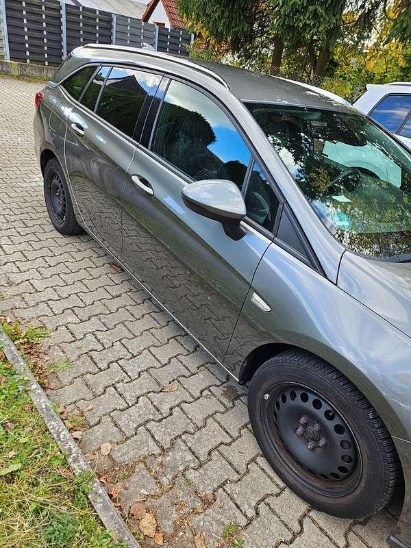 Gebraucht Opel Astra Active 150 PS (110 kW) 2017 Grau Kombi