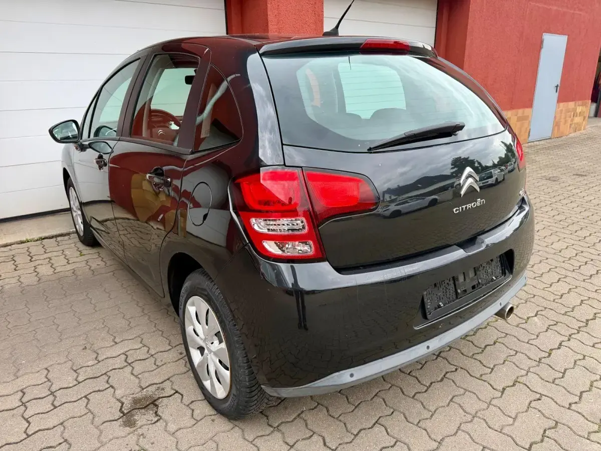 Usado Citroën C3 Tendance 95 CV (69 kW) 2011 Negro Utilitario