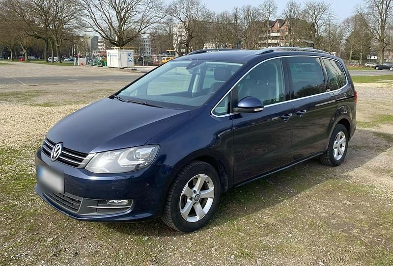 Gebraucht VW Sharan Highline 177 PS (130 kW) 2013 Blau Van / Kleinbus