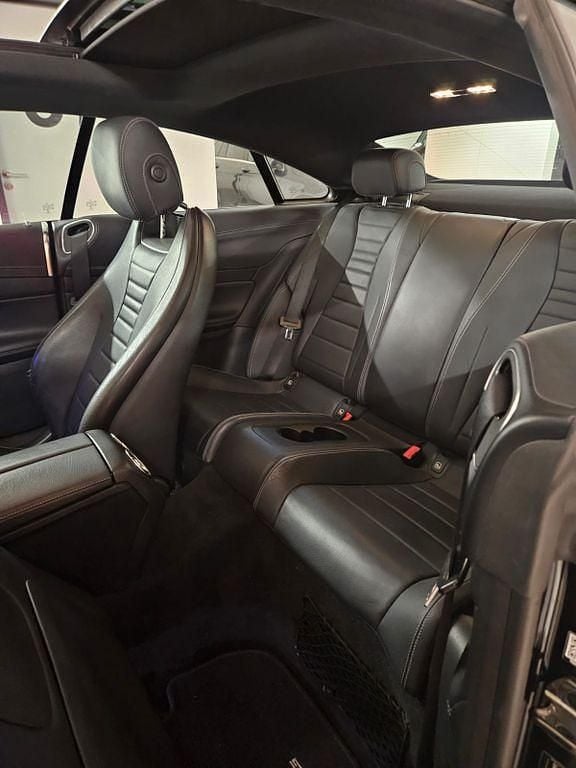 Gebraucht Mercedes E400 333 PS (244 kW) 2018 Schwarz Coupé