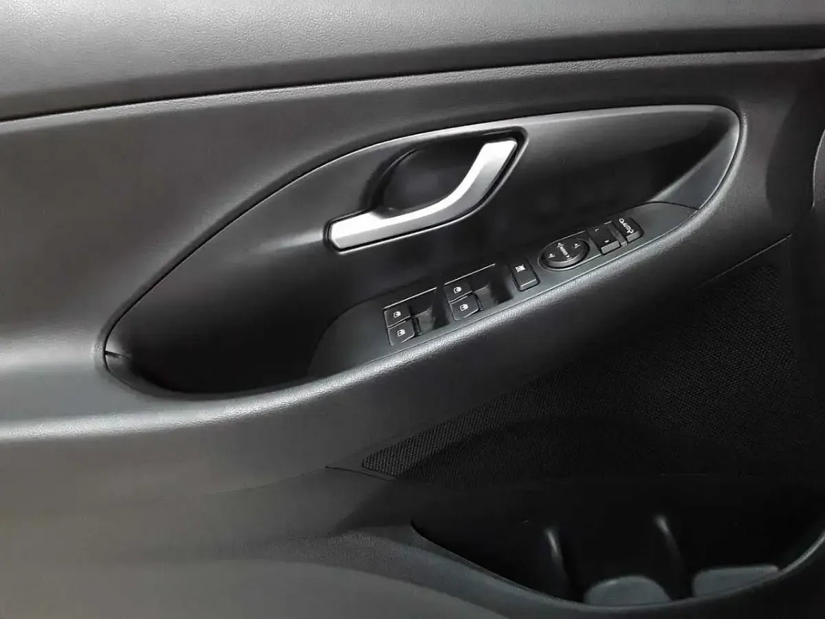 Gebraucht Hyundai i30 N Line 120 PS (88 kW) 2023 Shadow grey Kombi