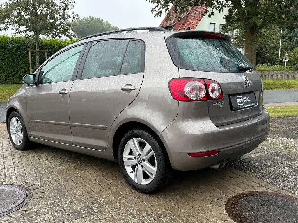 Gebraucht VW Golf Plus Cross Match 122 PS (89 kW) 2012 Braun Limousine