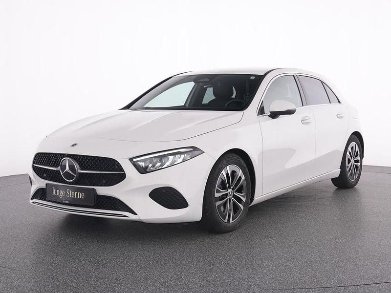 Unilack polarweiß Gebraucht 2024 Mercedes A220 Progressive Limousine | 29.555 € (Superpreis) - Bild 1/4
