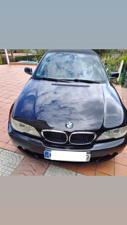 Gebraucht BMW 318 Cabriolet 150 PS (110 kW) 2005 Schwarz Cabrio