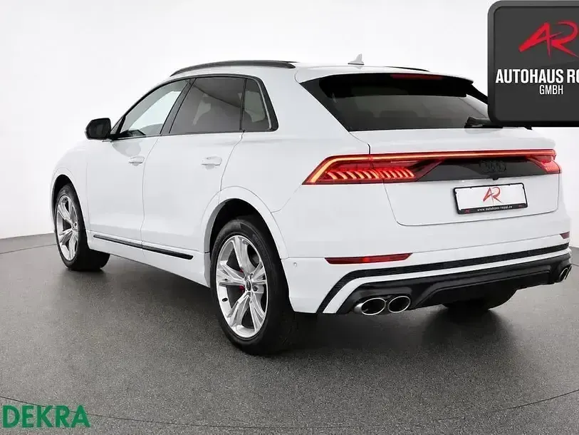 Gebraucht Audi SQ8 Sport 507 PS (372 kW) 2023 Gletscherweiß SUV