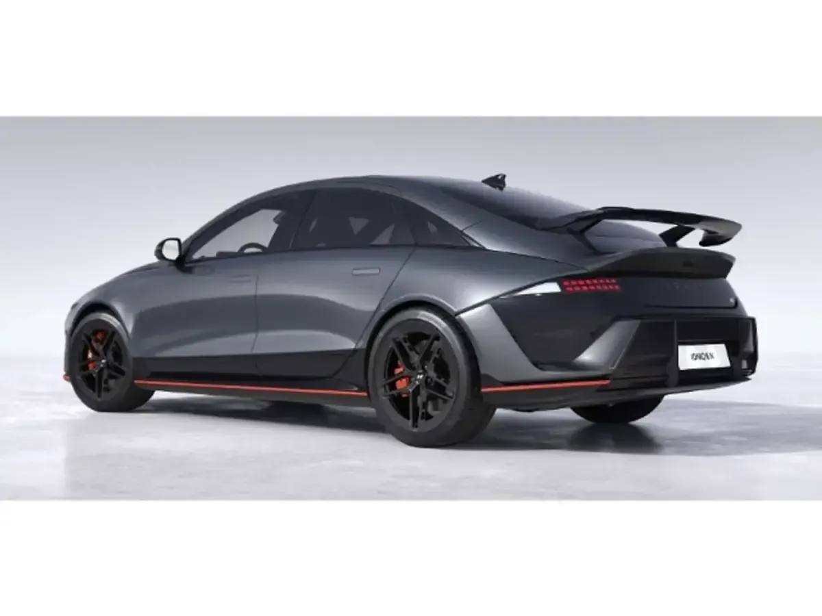 Neu Hyundai Ioniq 6 447 kW (609 PS) 2026 Grau Limousine