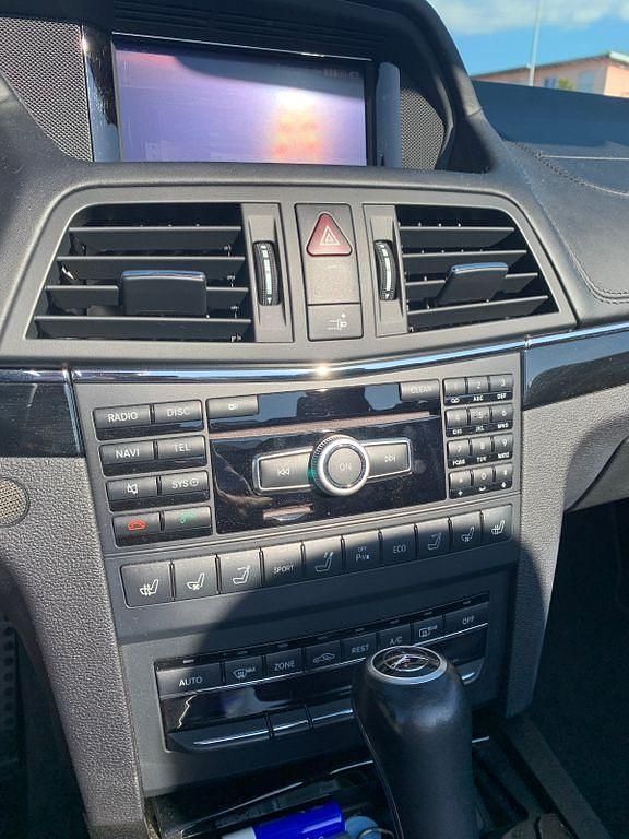 Gebraucht Mercedes E350 AMG 265 PS (194 kW) 2012 Schwarz Cabrio