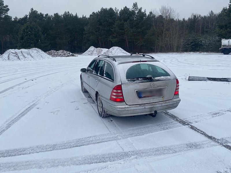 Gebraucht Mercedes C320 Elegance 218 PS (160 kW) 2000 Silber Kombi