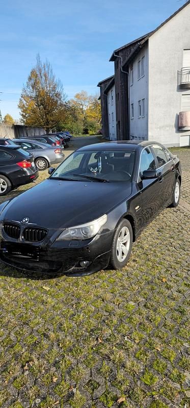 Schwarz Gebraucht 2006 BMW 523 Limousine | 4.000 € (Guter Preis) - Bild 1/4
