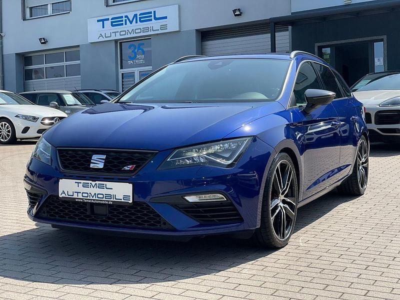 Blau Gebraucht 2018 Cupra Leon Limousine | 19.999 € (Fairer Preis) - Bild 1/4