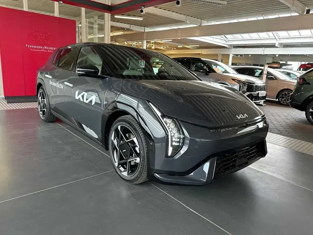 Gebraucht Kia EV4 GT-Line 150 kW (204 PS) 2025 Grau Limousine