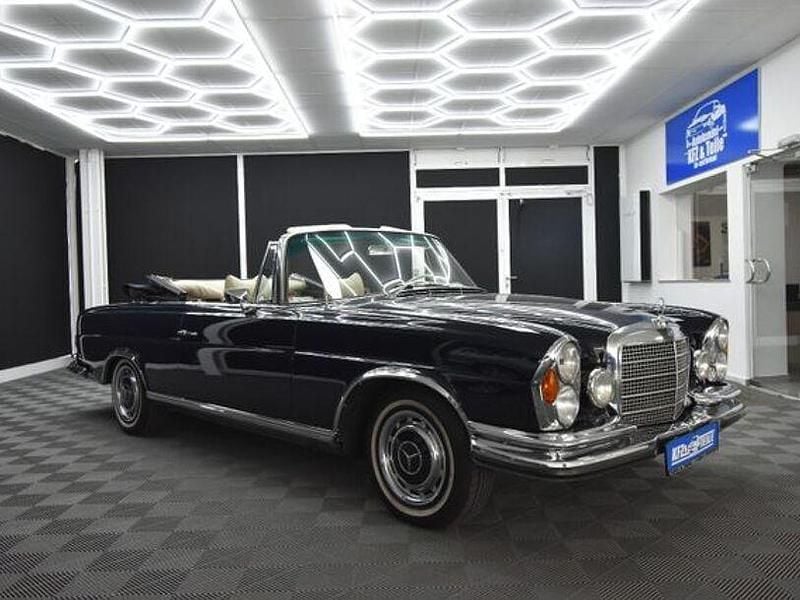 Second-hand Mercedes 280 1970 Albastru