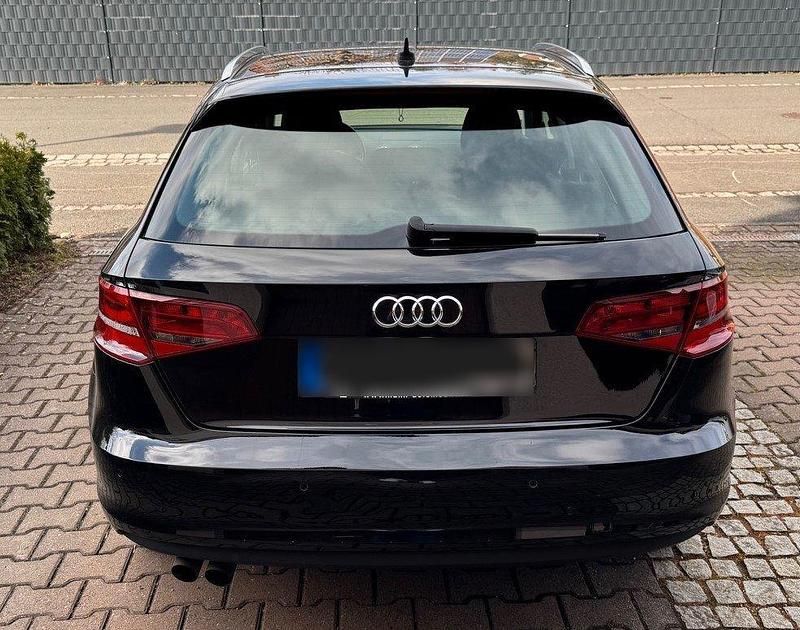 Gebraucht Audi A3 Ambiente 125 PS (91 kW) 2014 Schwarz Kombi