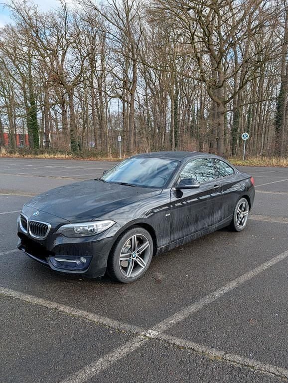 Schwarz Gebraucht 2015 BMW 220 Sport Line Coupé | 15.500 € (Guter Preis) - Bild 1/4
