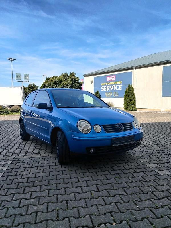 Blau Gebraucht 2002 VW Polo Kleinwagen | 2.000 € (Fairer Preis) - Bild 1/4