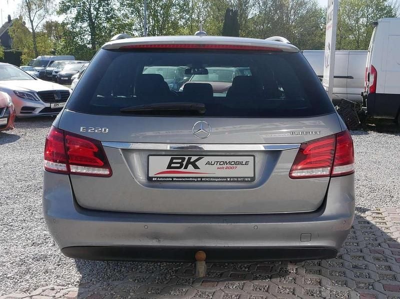 Second-hand Mercedes E220 170 CP (125 kW) 2014 Argintiu Break