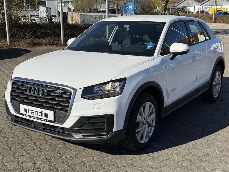 Gebraucht Audi Q2 Comfort 150 PS (110 kW) 2019 Weiß SUV
