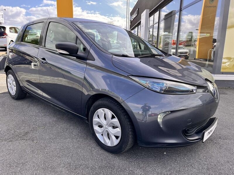 Gebraucht Renault Zoe Life 64 kW (88 PS) 2017 Titaniumgrau metall (metallic) Kleinwagen
