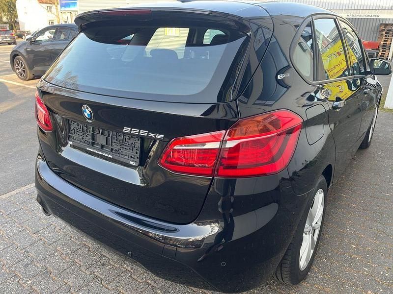 Gebraucht BMW 225 iPerformance 136 PS (100 kW) 2019 Schwarz Limousine