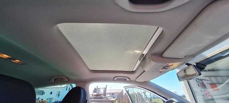 Gebraucht VW Polo Life 90 PS (66 kW) 2014 Weiß Kleinwagen