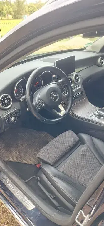Gebraucht Mercedes C220 170 PS (125 kW) 2018 Blau Limousine