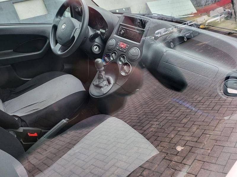 Gebraucht Fiat Panda 54 PS (39 kW) 2009 Weiß Kleinwagen