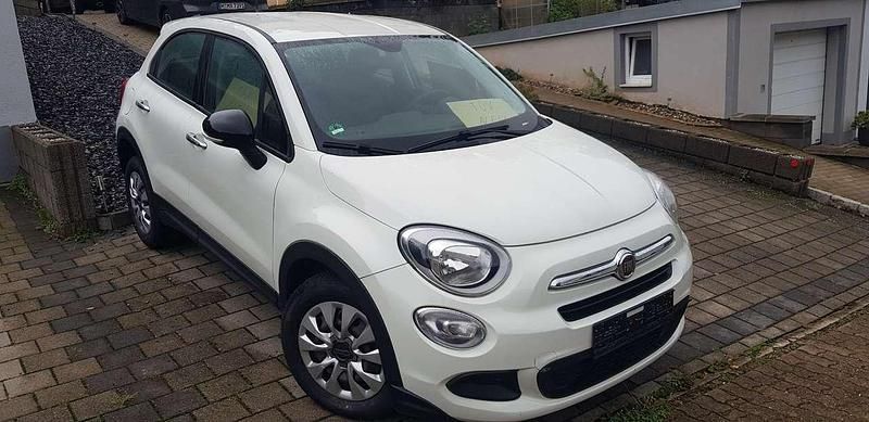 Weiß Gebraucht 2015 Fiat 500X SUV | 7.950 € (Fairer Preis) - Bild 1/4
