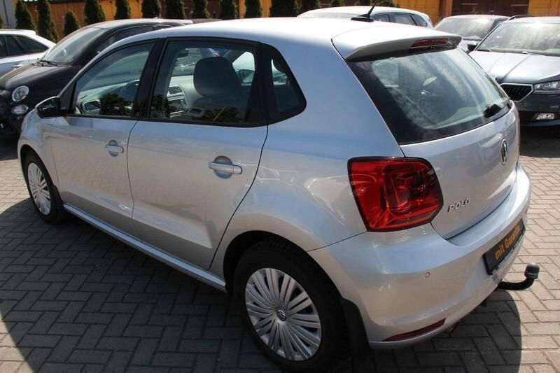 Gebraucht VW Polo Highline 110 PS (80 kW) 2015 Silber Kleinwagen