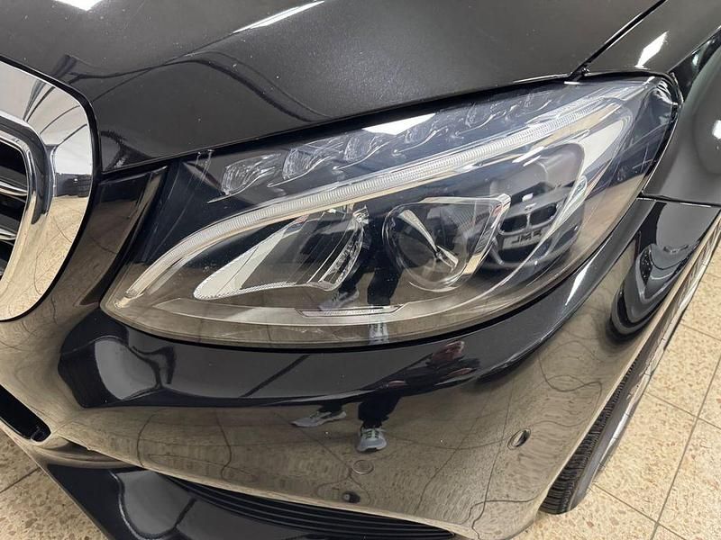 Gebraucht Mercedes C300e 204 PS (150 kW) 2015 Schwarz Limousine